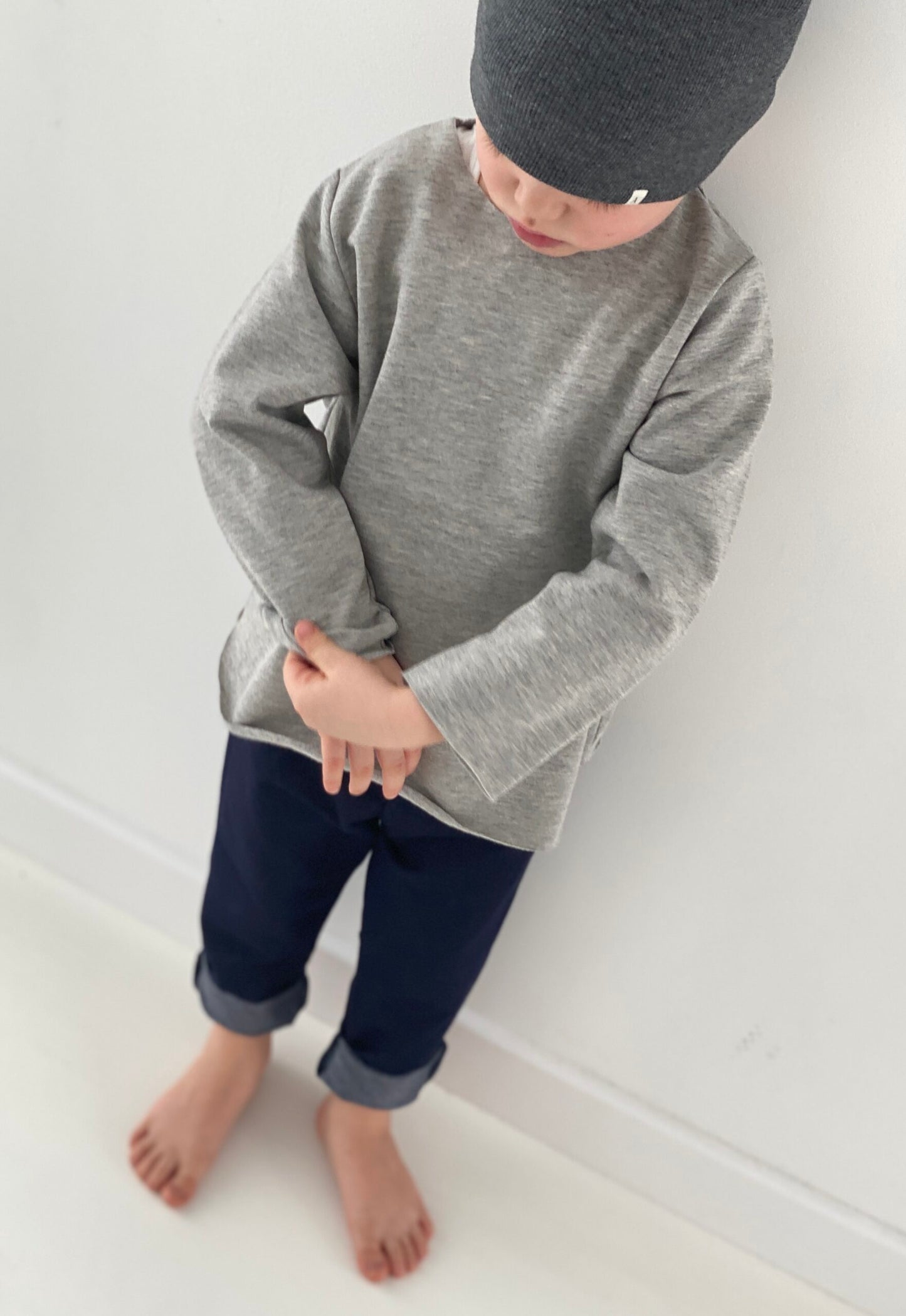 SWEATSHIRT