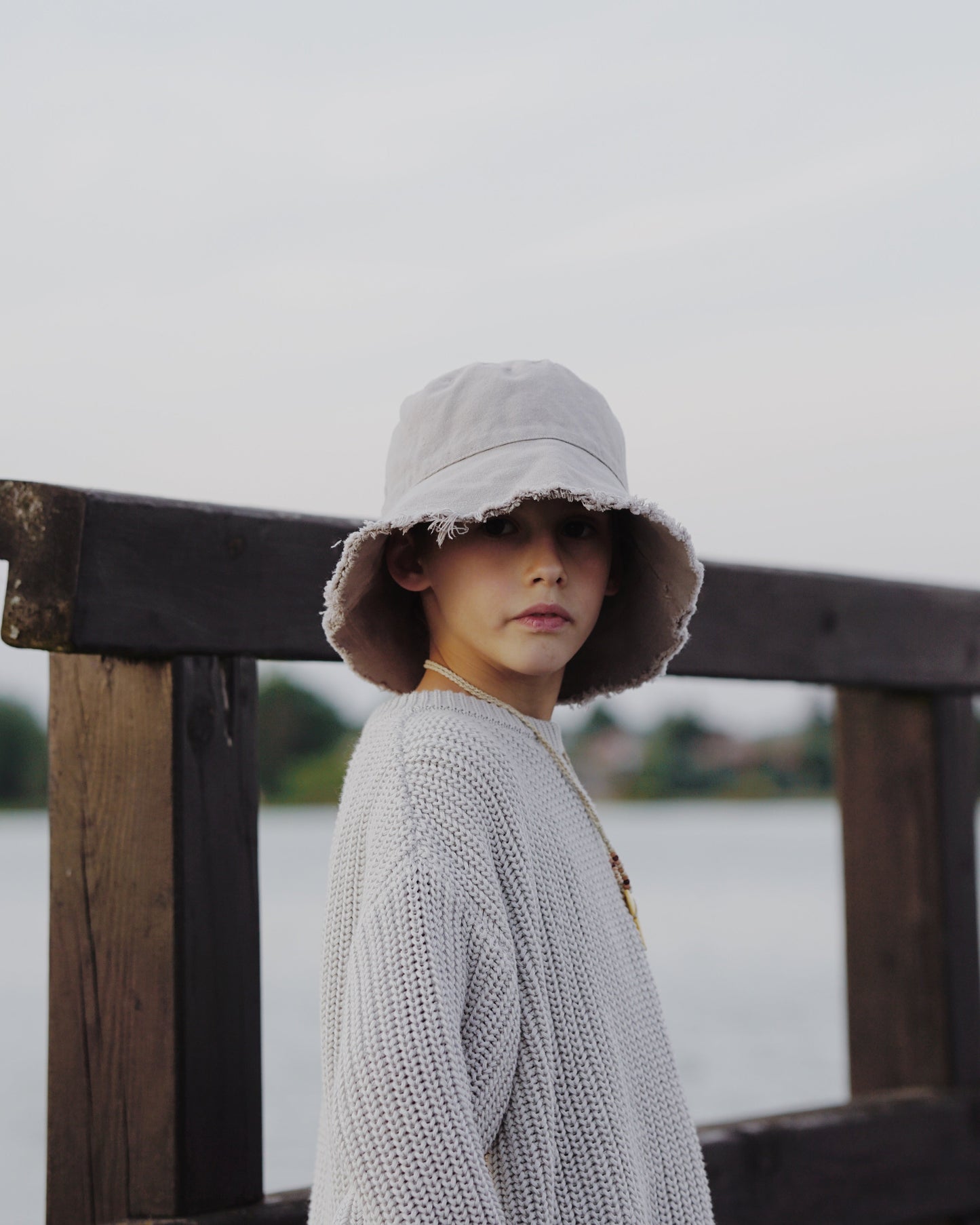 BUCKET HAT