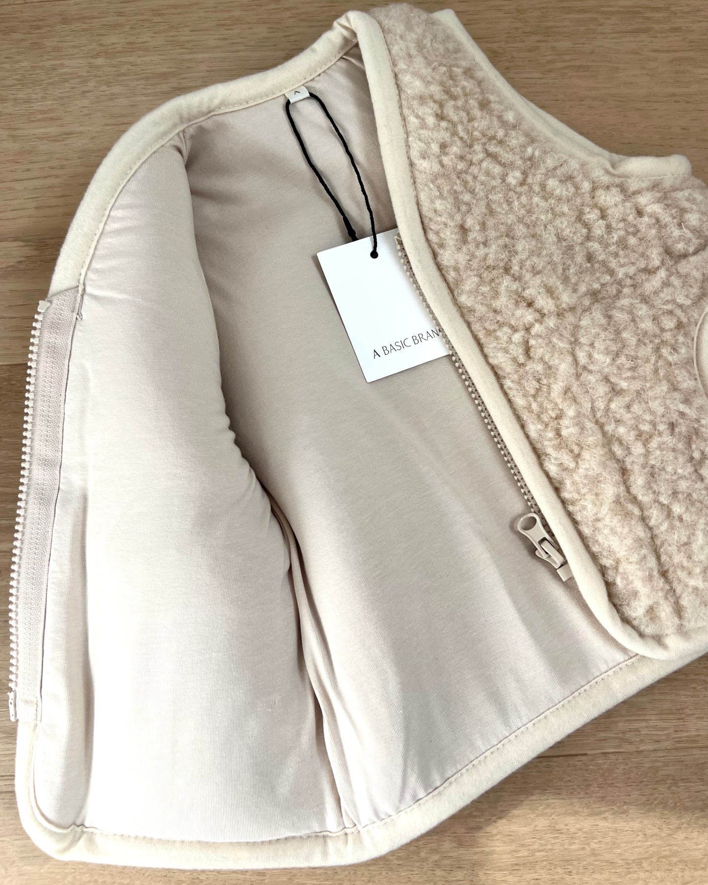WOOL VEST WITH LINING